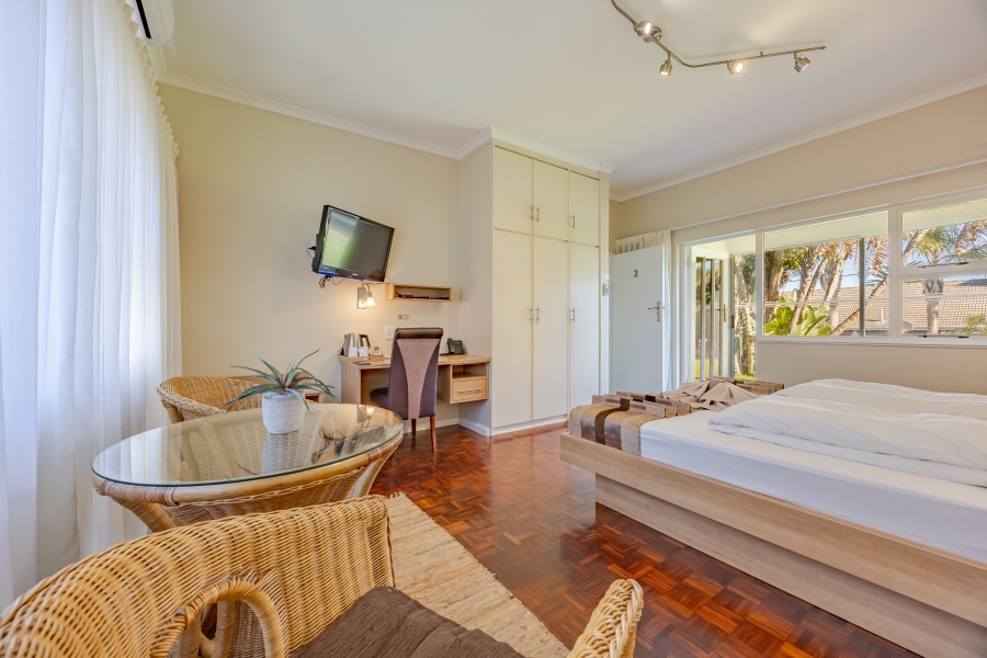 5 Bedroom Property for Sale in Milnerton Central Western Cape